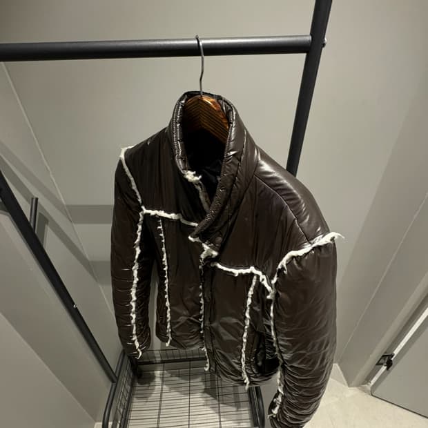 마틴 마르지엘라 아티저널 시어링 패딩 아카이브