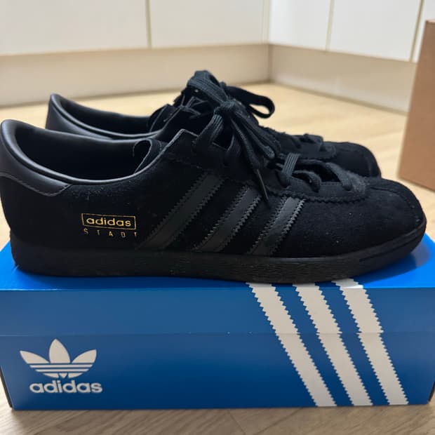 아디다스 슈타트 코어 블랙 카본