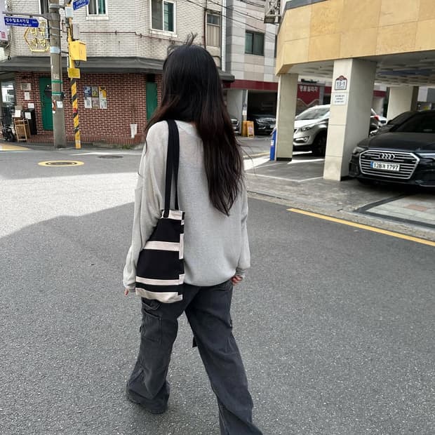 피치바스켓마켓 V string 가디건 그레이