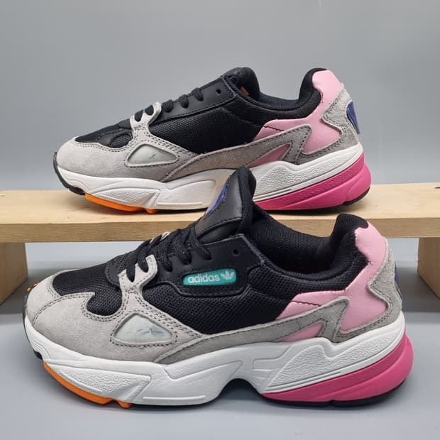 아디다스 팔콘 회핑 여성운동화230