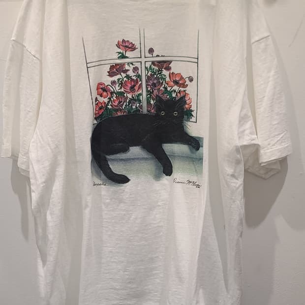 검은 고양이 반팔 티셔츠 