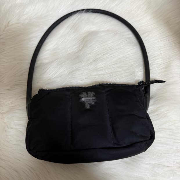 Heaven by marc jacobs헤븐바이마크제이콥스 숄더백 블랙