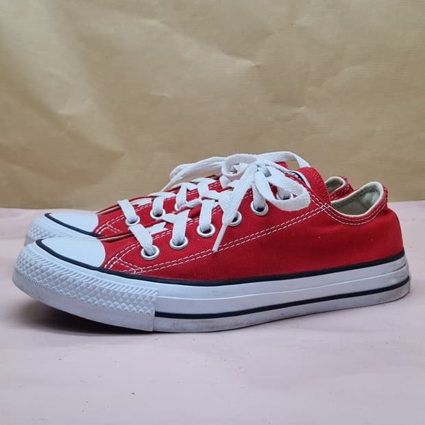 컨버스 척테일러 레드 스니커즈 240