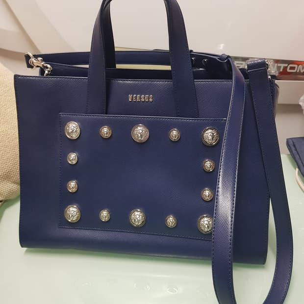 베르수스 사피아노 토트&숄더백(컨디션굿)