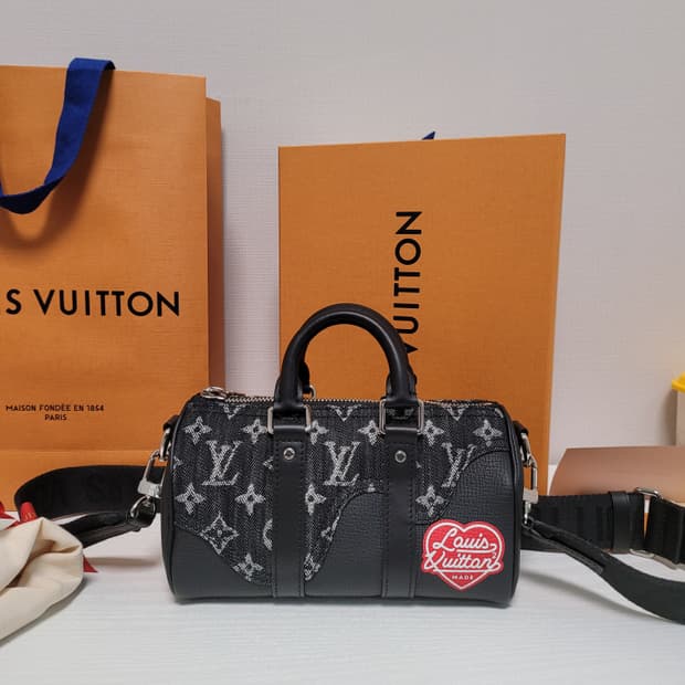 루이비통 니고2 키폴xs 백화점구매상품 판매합니다