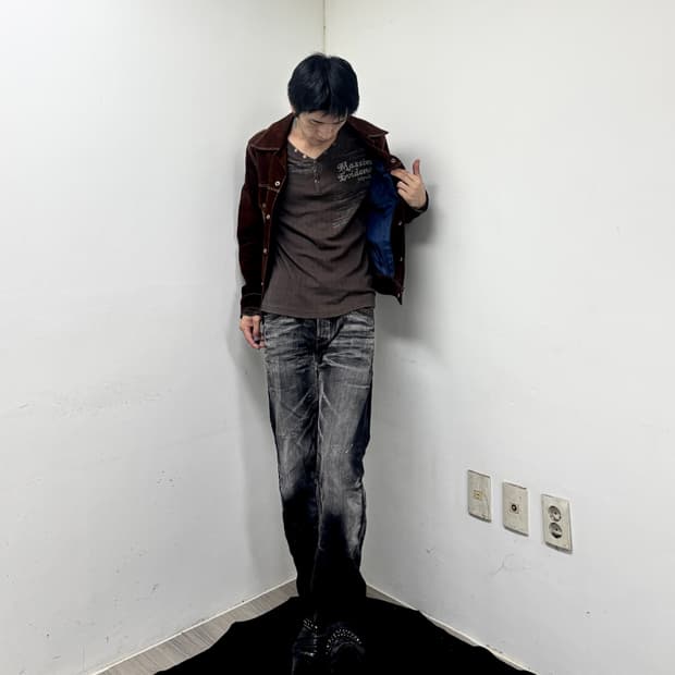 “Edwin” Western Black Crack Washed Pants