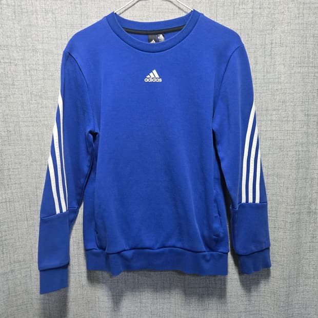 아디다스   트랙탑 맨투맨 