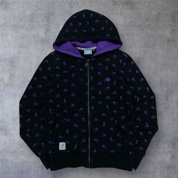 뉴발란스 멀티 로고 패턴 블랙 후드 집업