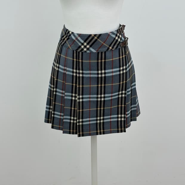 버버리 블루라벨 플리츠 랩스커트 36