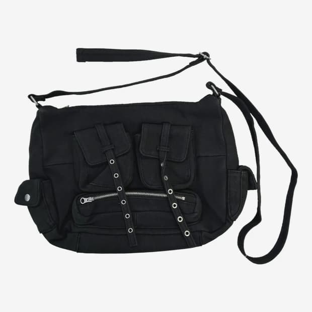 더콜디스트모먼트 vintage pocket cross bag black