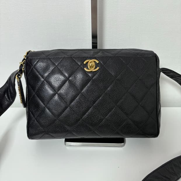 샤넬 캐비어 빈티지 크로스백