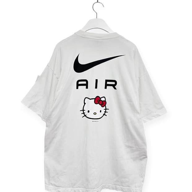 나이키 X 헬로키티 에어 NRG 반팔티