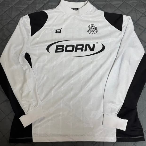 본투윈 풋볼져지 화이즈 2사이즈