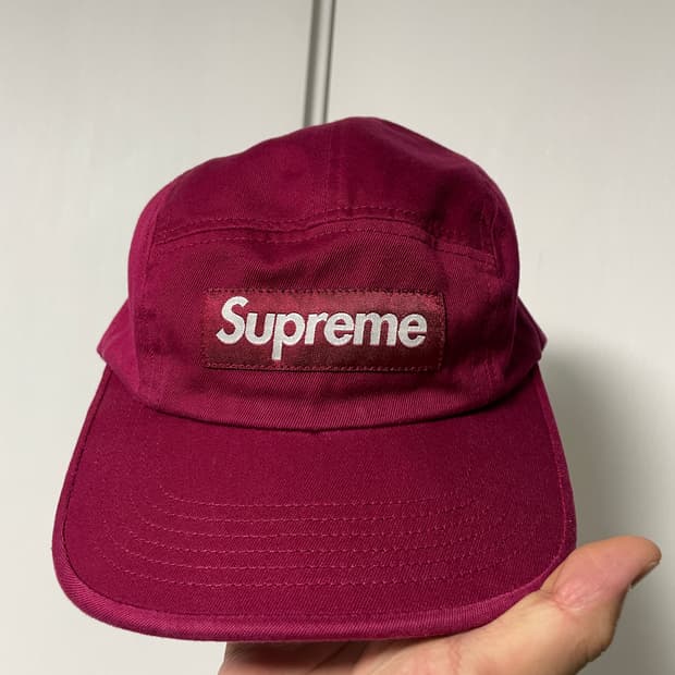 슈프림 워시드 치노 트윌 캠프캡 크랜베리 24FW