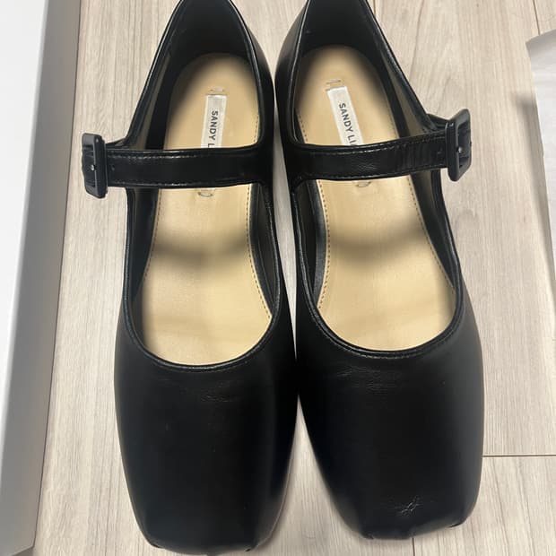 샌디리앙 메리제인 플랫슈즈 38.5 