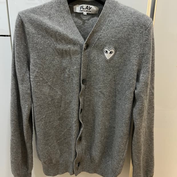 꼼데가르송 화이트와펜 가디건 xl