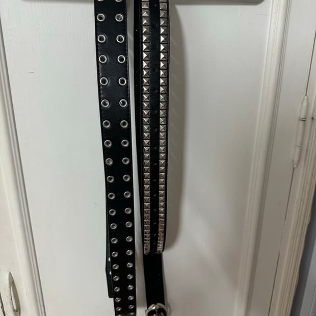 스터드,아일릿 벨트