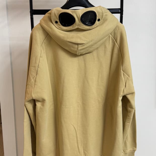 cp컴퍼니 고글후드 모하비 데저트 XXL