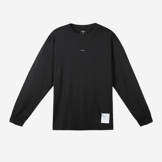 SATISFY AuraLite™ Pleated Long Tee (새상품)