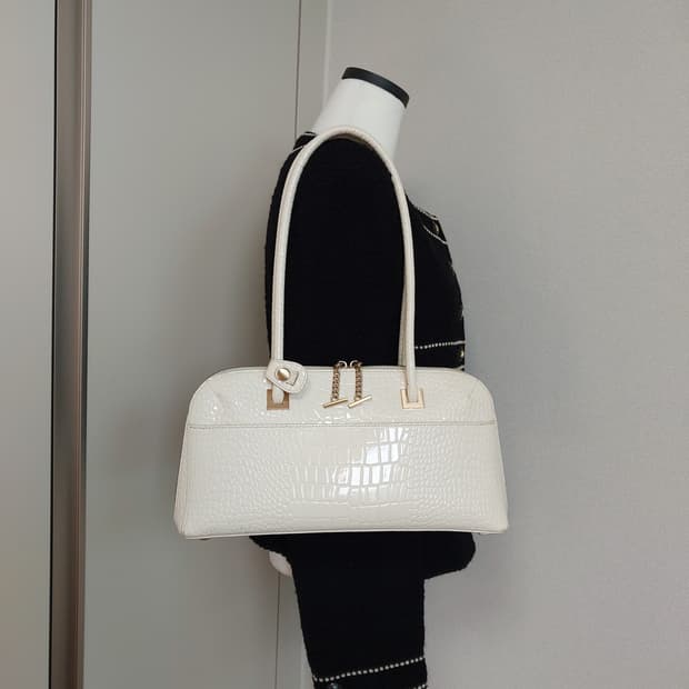 마리아꾸르끼 숄더백