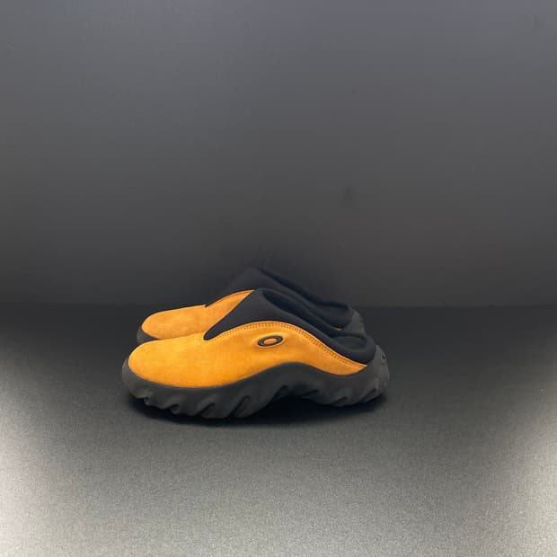 [240] 오클리 Oakley chop saw mule 뮬 슬리퍼