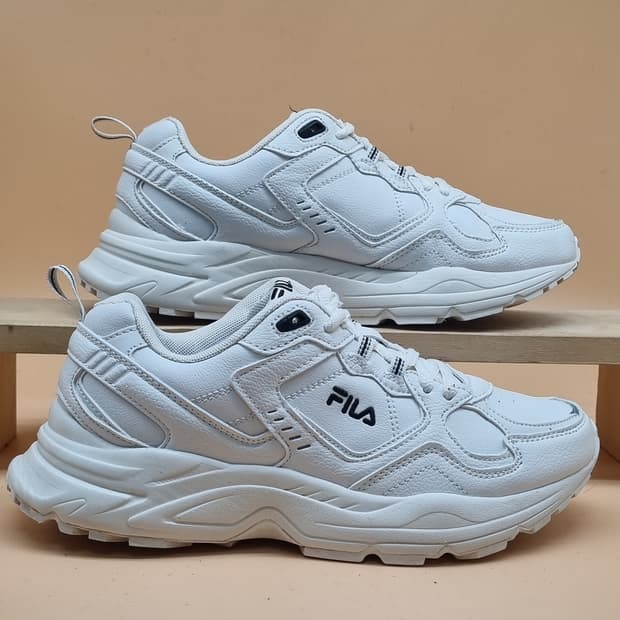 휠라 레인져 v2 운동화 250