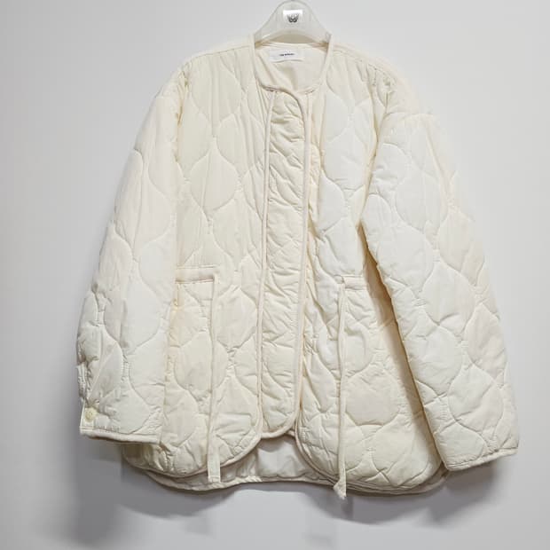 The nomore 아이보리 퀼팅 자켓