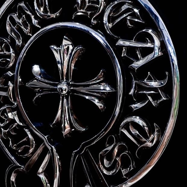 제 상점 물품으로 크롬하츠 제품 교신 봅니다.