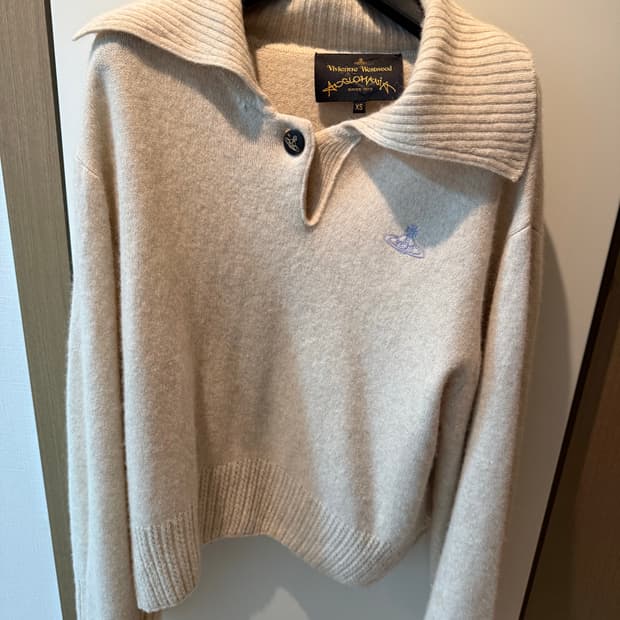 비비안웨스트우드 니트 아이보리 XS