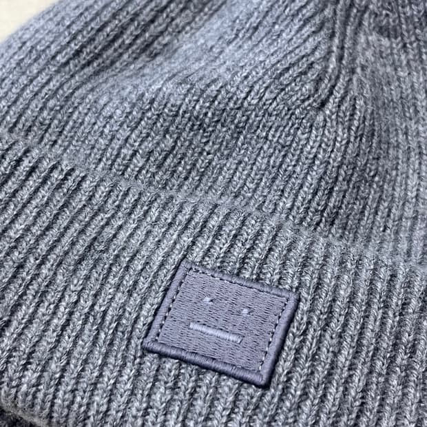 Acne studio 비니