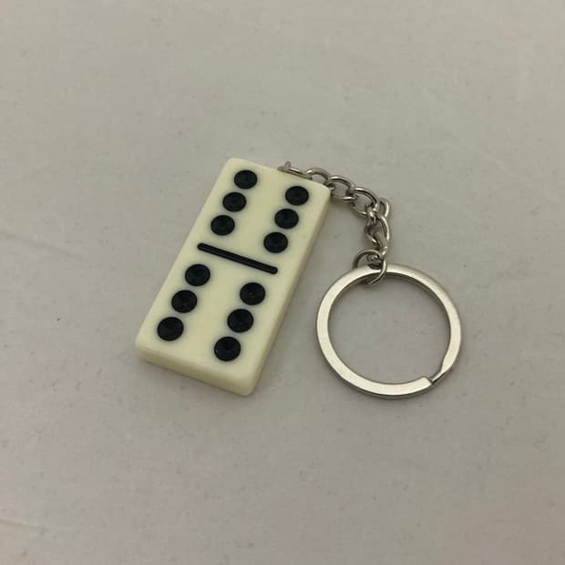 스투시 도미노 키체인 내츄럴