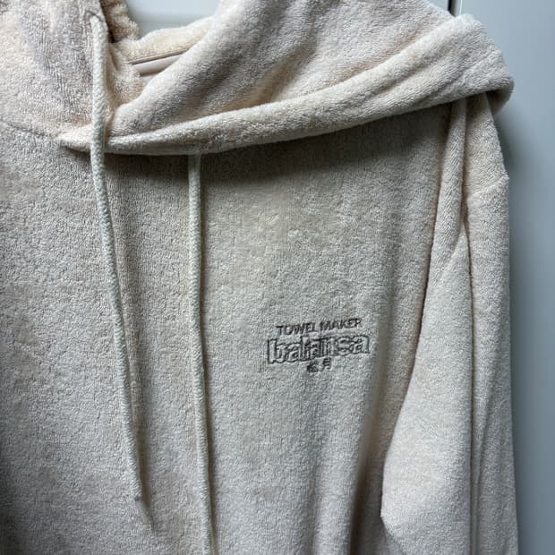 발란사 테리 소재 후드티