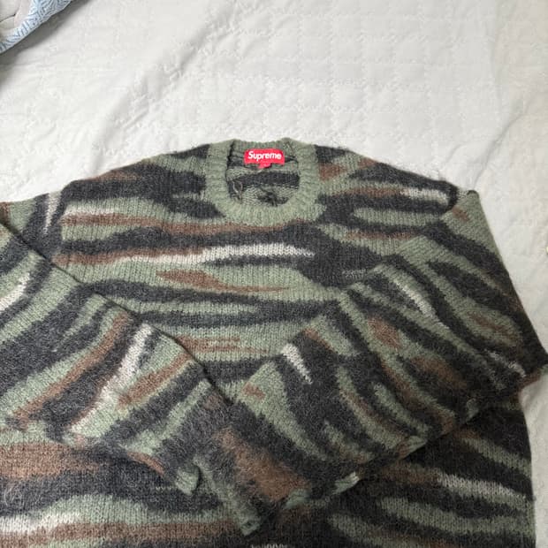슈프림 카모 모헤어 니트 l
