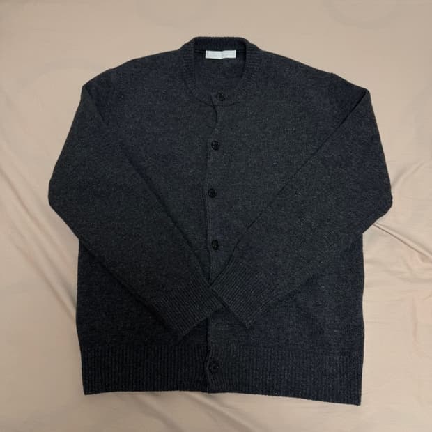 브랜디드 애프터 라운드 크롭 가디건 차콜 L