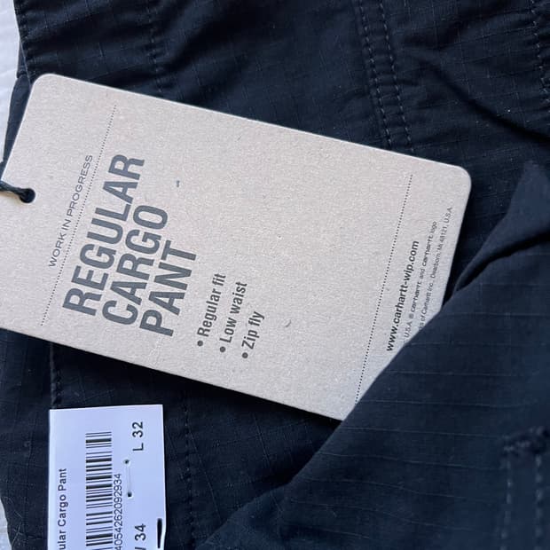 칼하트 WIP 레귤러 카고 팬츠 블랙 34인치(W34L32)