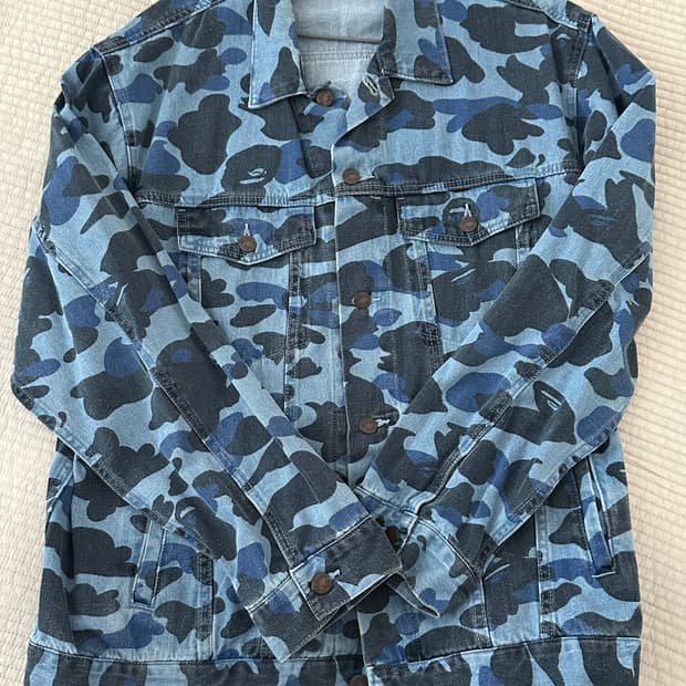 베이프 카모 데님 자켓 L사이즈