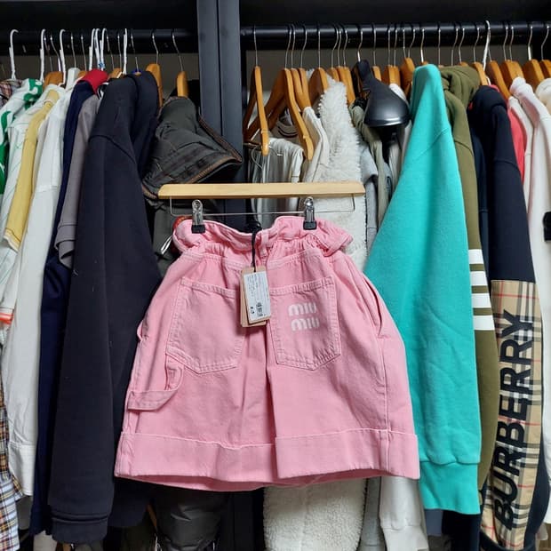 미우미우 연 핑크 데님 반바지 38 백화점판