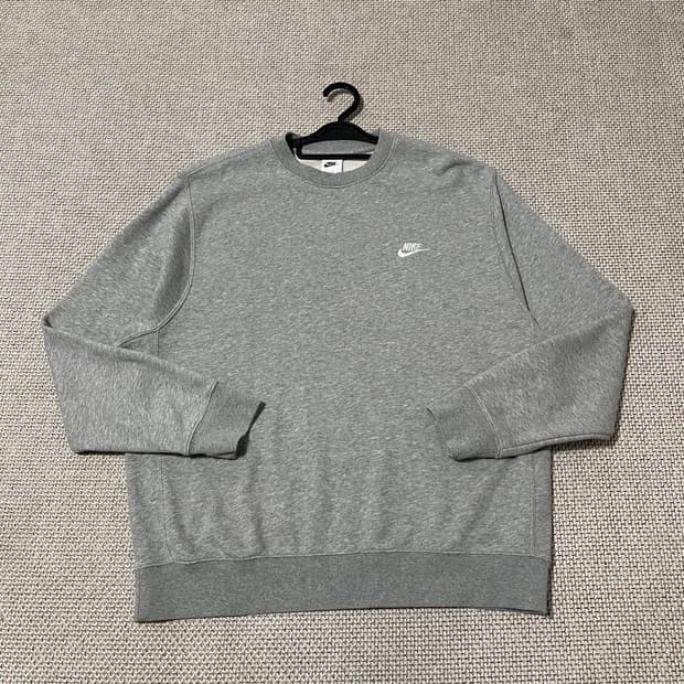 나이키 라운드 맨투맨. 6530