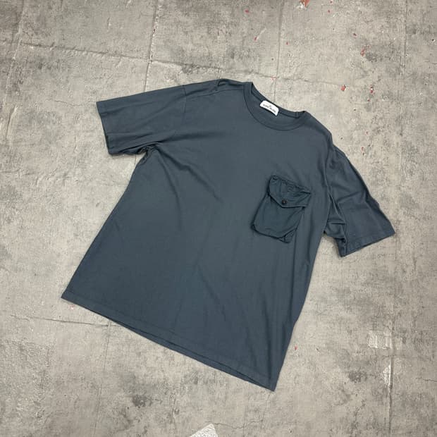 스톤아일랜드 포켓 반팔 티셔츠
