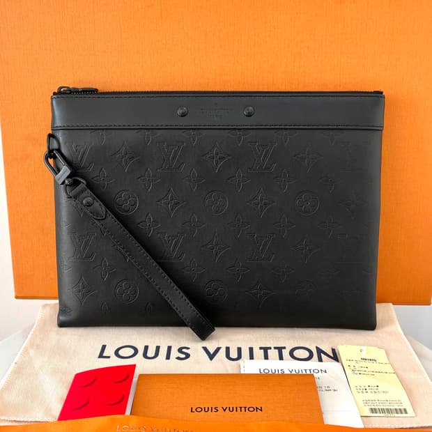 [S급/정품] 루이비통 포쉐트 투고 쉐도우 클러치 백 가방