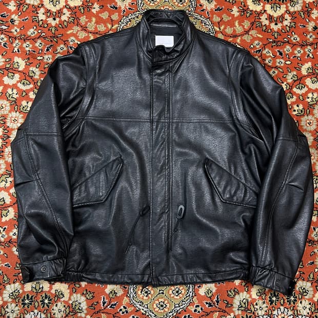 [M] 프릭스스토어 비건레더 하이넥 블루종 가죽자켓