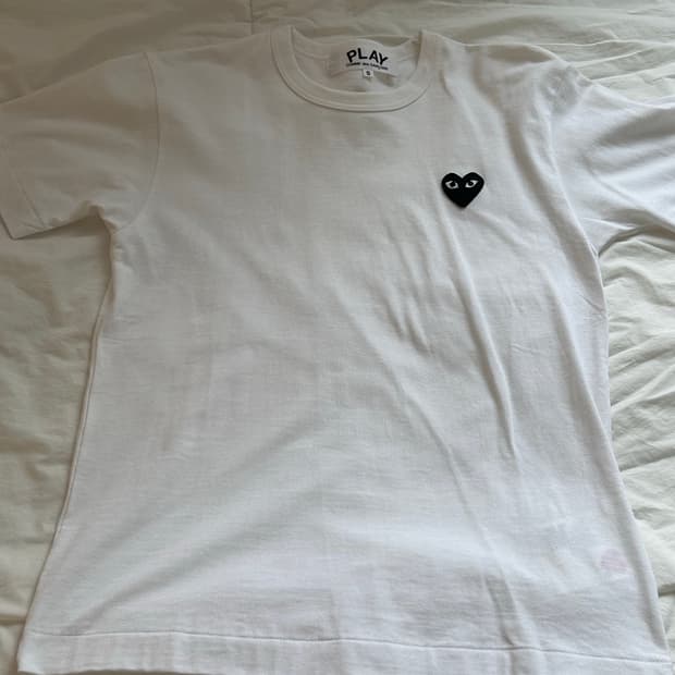 꼼데가르송 반팔티