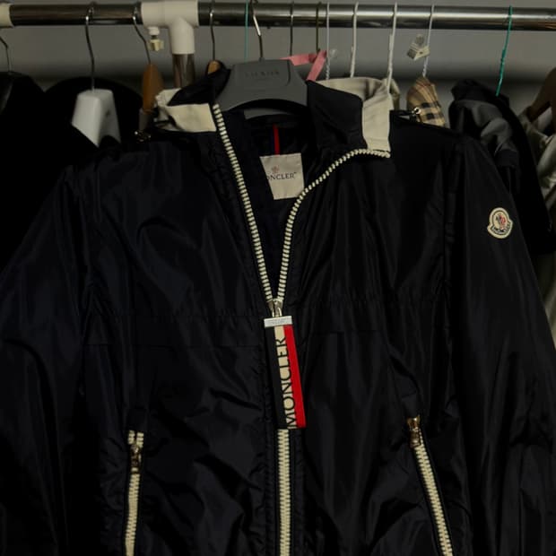 몽클레어 바람막이