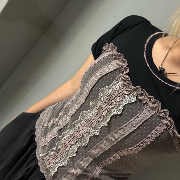 axes femme lace-up detail layered top