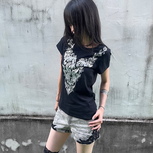 Baroque Print Slim Tee