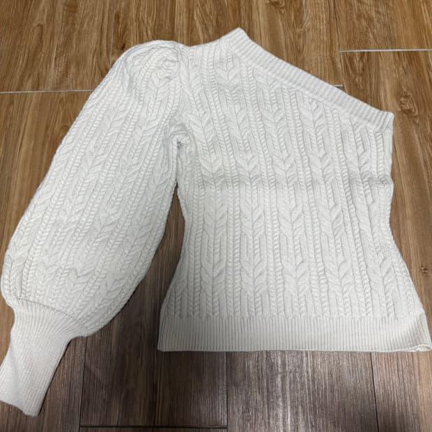 자라 원숄더 니트