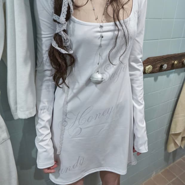 카나제이 슈가 파우더 드레스 원피스