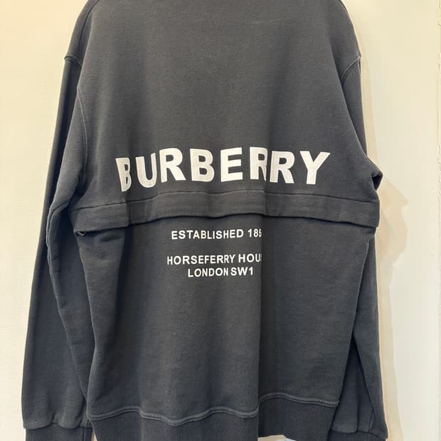 XXL) 버버리 백 프린팅 지퍼 블랙 맨투맨 