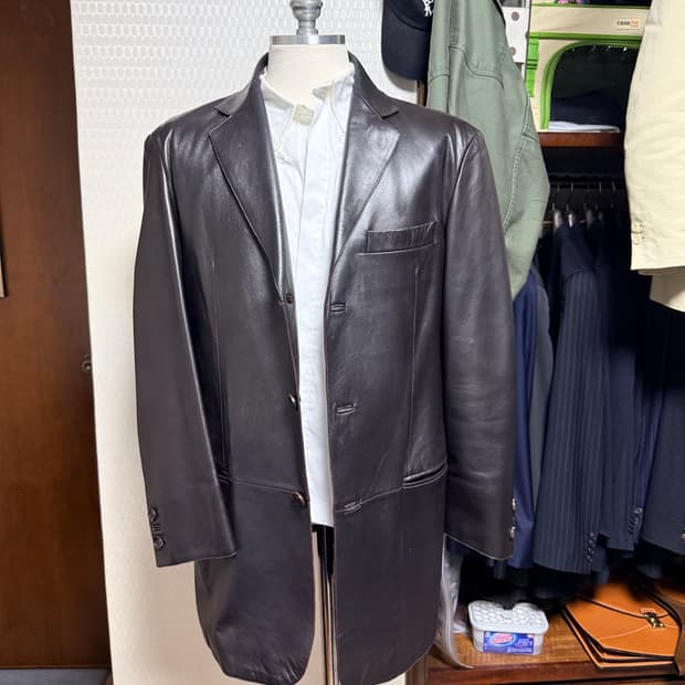 아르마니 꼴레지오니 레더 자켓