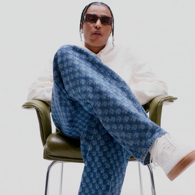 H&M x 디즈니 100주년 모노그램 데님 팬츠 31/30